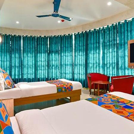 Fabhotel Siddharth Corporate - Vavol, 간디나가르 외부 사진