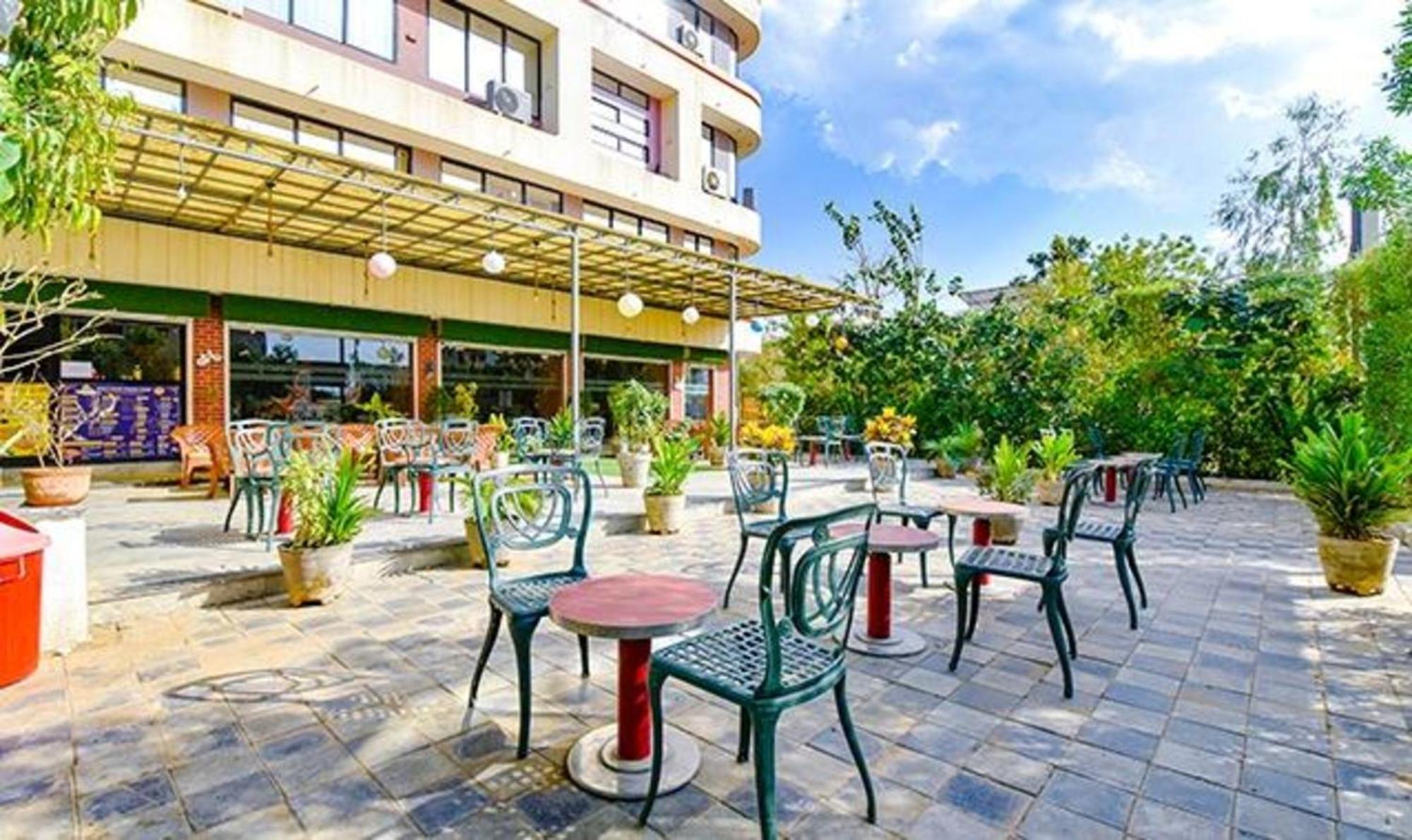 Fabhotel Siddharth Corporate - Vavol, 간디나가르 외부 사진
